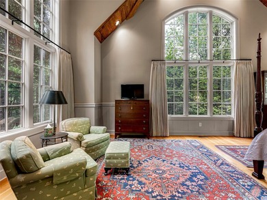 Overlooking the scenic 4th hole, this stunning 4-bedroom, 4 - photo 19