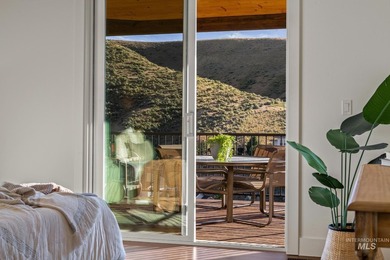 Perched in Boise's Eyrie Canyon with expansive views! This - photo 19