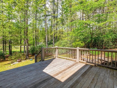 Overlooking the scenic 4th hole, this stunning 4-bedroom, 4 - photo 33
