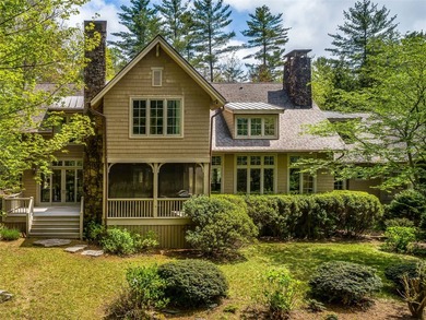 Overlooking the scenic 4th hole, this stunning 4-bedroom, 4 - photo 36