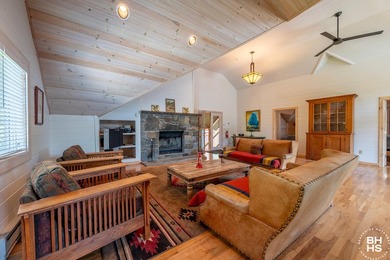 Buck Bay South is a boathouse constructed in the early 2000s - photo 6
