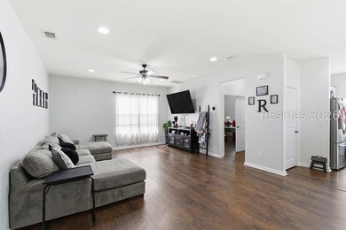 This beautifully designed two-story home offers the perfect - photo 5