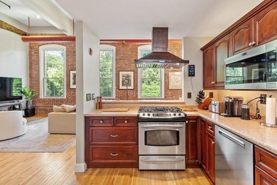 Welcome to 12 Brookside Rd Unit 25, a stunning Westford - photo 12
