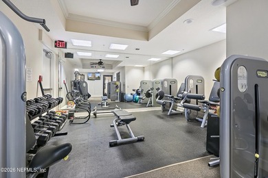Gorgeous! Lock and Leave lifestyle with resort style amenities! - photo 22