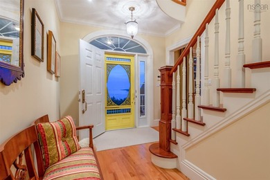 Very private but not isolated. Perfectly positioned on a knoll - photo 6
