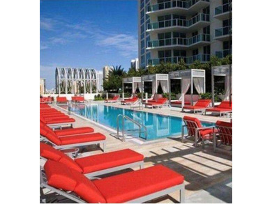 Great 3 bedrooms unit located in the elegant St Tropez building - photo 7