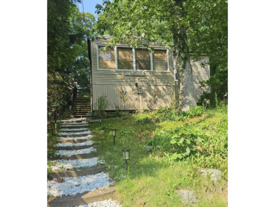 Lake Home For Sale in Lebanon, Connecticut