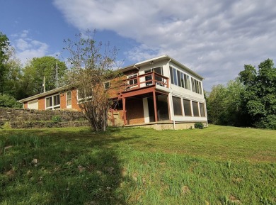 With a view of Bull Shoals Lake! - photo 2