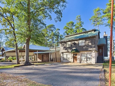 Lake Sam Rayburn  Home For Sale in Zavalla Texas