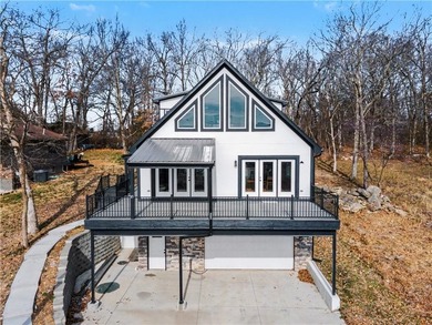 Lake Lotawana Home For Sale in Lake Lotawana Missouri