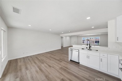 Welcome to effortless living in the highly sought-after Seven - photo 11