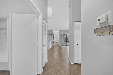 Beautifully updated and move-in ready, this charming villa is - photo 12