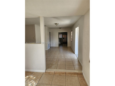 Bright and welcoming home with great natural light from the - photo 3