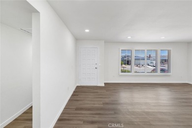 Welcome to effortless living in the highly sought-after Seven - photo 13