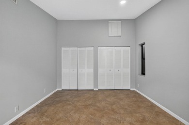 Beautifully updated and move-in ready, this charming villa is - photo 14