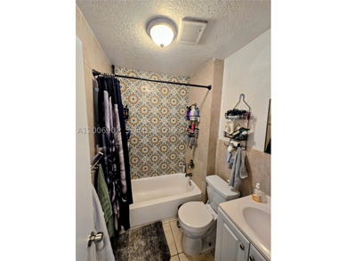 Bright and welcoming home with great natural light from the - photo 5
