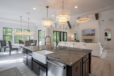 Welcome to THE LUXURY HOME WHERE SOPHISTICATION MEETS EFFORTLESS - photo 20