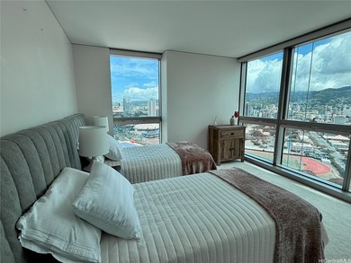 Rarely available high floor corner '01' residence on the - photo 6