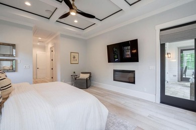 Welcome to THE LUXURY HOME WHERE SOPHISTICATION MEETS EFFORTLESS - photo 26