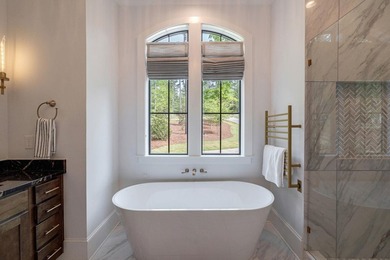 Welcome to THE LUXURY HOME WHERE SOPHISTICATION MEETS EFFORTLESS - photo 28