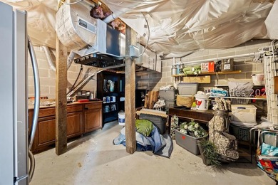 This spacious 3BR/2BA villa offers a layout that just makes - photo 29