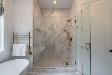 Welcome to THE LUXURY HOME WHERE SOPHISTICATION MEETS EFFORTLESS - photo 29