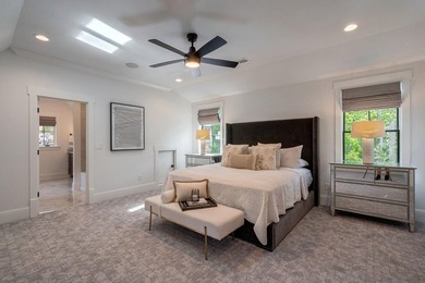 Welcome to THE LUXURY HOME WHERE SOPHISTICATION MEETS EFFORTLESS - photo 33