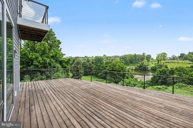 Experience uncompromising luxury in one of Downtown - photo 33