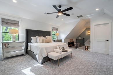 Welcome to THE LUXURY HOME WHERE SOPHISTICATION MEETS EFFORTLESS - photo 34