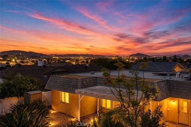 Welcome to effortless living in the highly sought-after Seven - photo 34