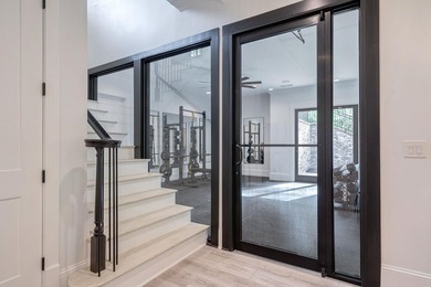 Welcome to THE LUXURY HOME WHERE SOPHISTICATION MEETS EFFORTLESS - photo 36