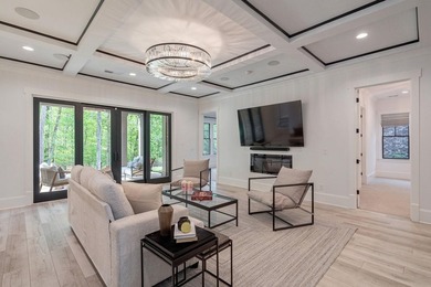 Welcome to THE LUXURY HOME WHERE SOPHISTICATION MEETS EFFORTLESS - photo 37