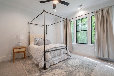 Welcome to THE LUXURY HOME WHERE SOPHISTICATION MEETS EFFORTLESS - photo 41