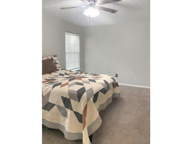 Charming 3-Bedroom, 2-Bath Home in Cape Royale on Lake - photo 8