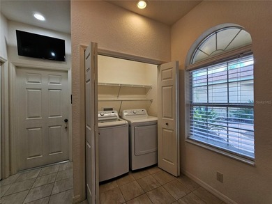 Under contract-accepting backup offers. Welcome to Vienna Square - photo 9