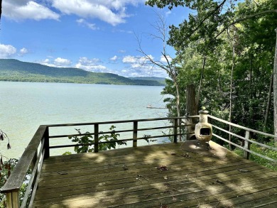 Lake Home For Sale in Shoreham, Vermont