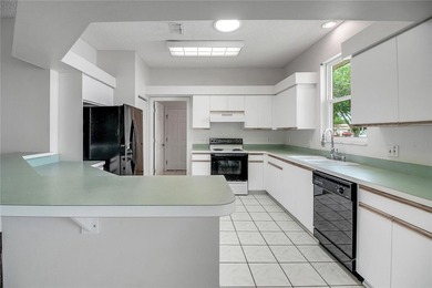 Bring an offer and Welcome to this beautiful 3-bedroom, 2-bath - photo 14