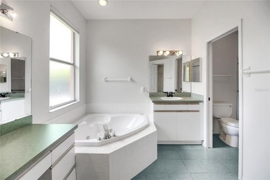 Bring an offer and Welcome to this beautiful 3-bedroom, 2-bath - photo 25