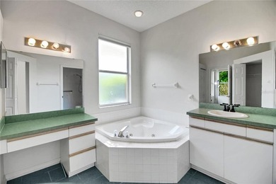 Bring an offer and Welcome to this beautiful 3-bedroom, 2-bath - photo 26
