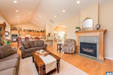 Discover the epitome of comfortable, elegant living in this - photo 31