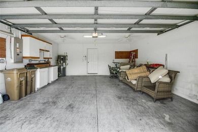 Bring an offer and Welcome to this beautiful 3-bedroom, 2-bath - photo 44