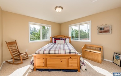 Discover the epitome of comfortable, elegant living in this - photo 44