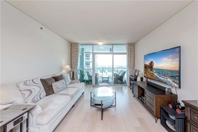 Stunning 15th floor with amazing city lights and mountain views - photo 8