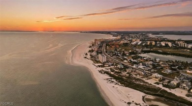 Presenting the crown jewel of fort Myers beach. Direct - photo 2