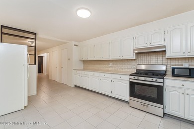 Welcome to 200 31st Street, a rare opportunity to purchase in - photo 10