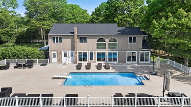 Welcome to your Private Oasis Looking for privacy with all the - photo 1