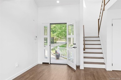 Welcome to your Private Oasis Looking for privacy with all the - photo 10