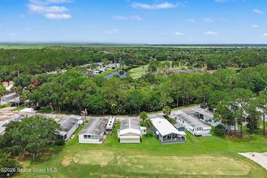 Stunning furnished manufactured home in guard-gated community - photo 36