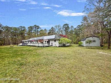 Endless possibilities await in this expansive 3,400+ sq ft - photo 40
