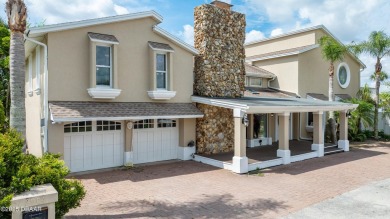 (private lake, pond, creek) Home For Sale in Daytona Beach Florida